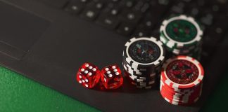 Gamblers feel fondness for playing slot games online in their free time